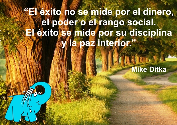 Una Enseñanza de Mike Ditka sobre el Éxito, en la Frase del Día del Elefante Azul de Avilés